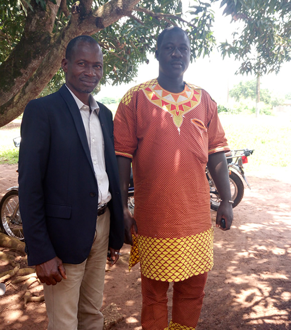 30/08/17 lavenir de la filire bovine  Tanda: entretien de M. Toe, prsident du comit adhoc pour la mise en place de la FENAPROB-CI et du Directeur Dpartemental du MIRAH  